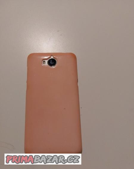 telefon-huawei-y6-2017-mya-l11-pouzdro