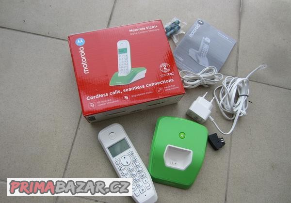 bezdratovy-digitalni-telefon-motorola-s1201