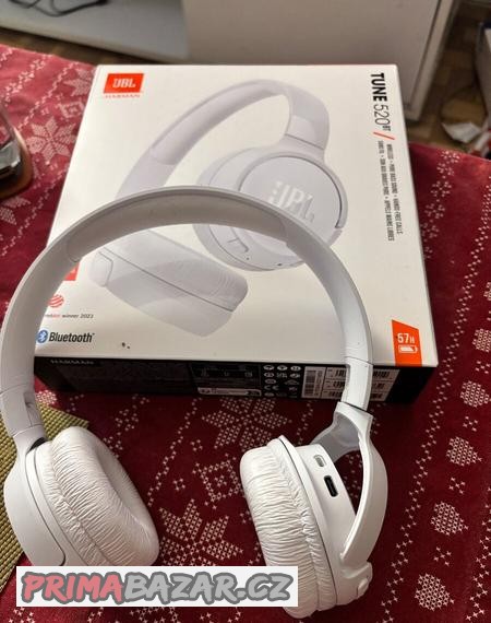 prodam-bezdratova-sluchatka-jbl-white
