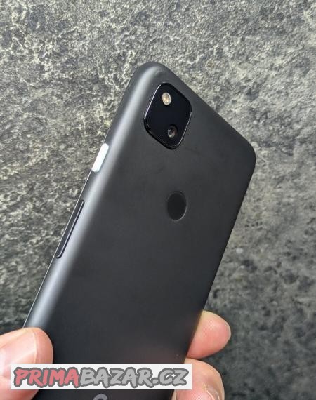 google-pixel-4a-nova-baterie-a-konektor