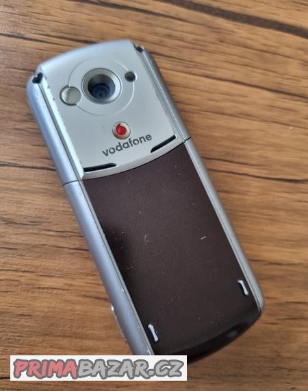 motorola-e770-retro