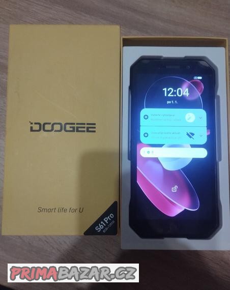 odolny-telefon-doogee-s61-pro