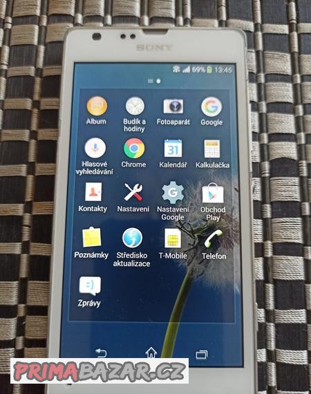 mobilni-telefon-sony-xperia
