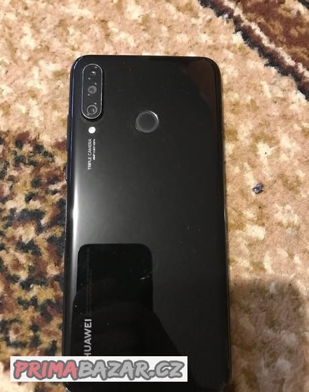 na-prodej-huawei-p30-lite