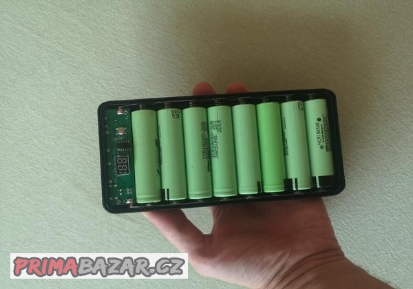 powerbanka-20-000-mah-cerna