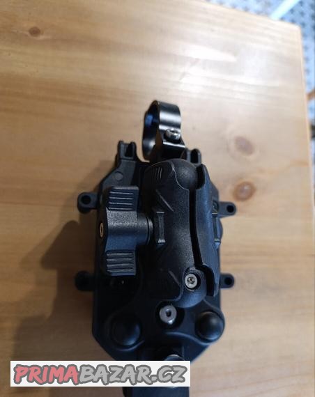 drzak-telefonu-na-motorku-sefis-bind