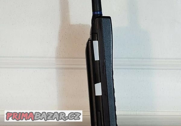 mobilni-telefony-pro-sberatele-rarity-ericsson-ga628
