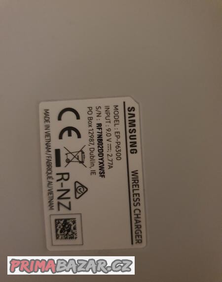 samsung-bezdratova-nabijecka-trio-ep-p6300