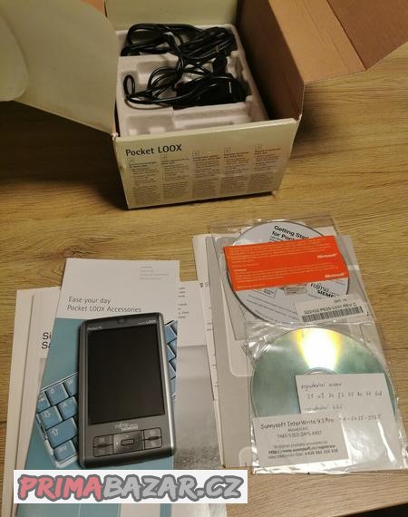 fujitsu-siemens-pocket-loox-c550-komplet-baleni