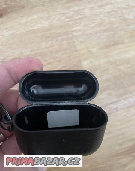 pouzdro-kryt-na-airpods-2nd-generation-cerny
