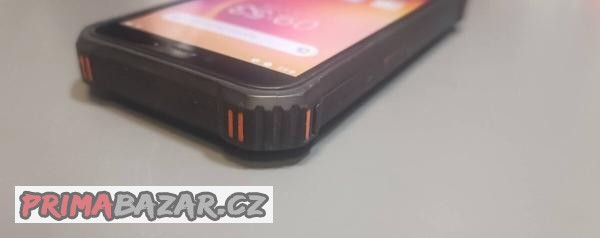 odolny-mobilni-telefon-oukitel-wp5