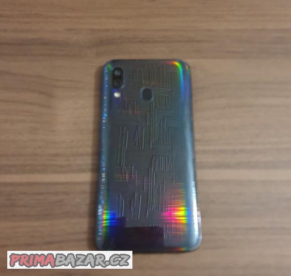 samsung-a40-dual-sim-vyborny-stav