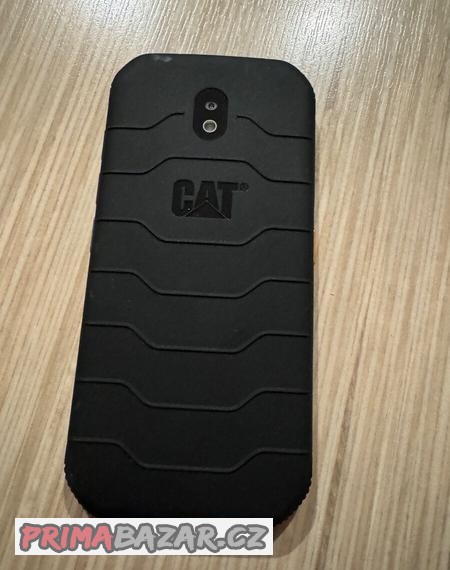 odolny-telefon-caterpillar-s42-h