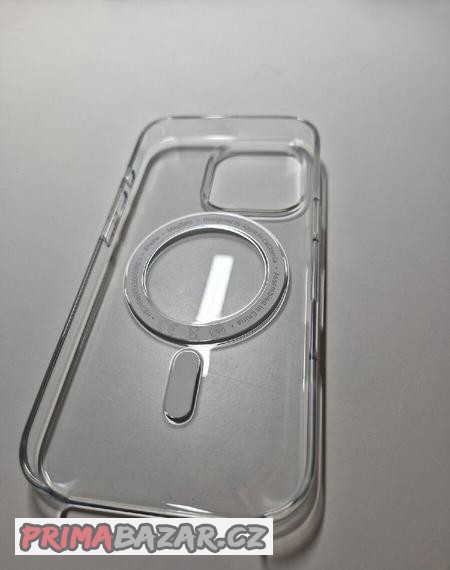 kryt-na-iphone-15-pro-max-pruhledny