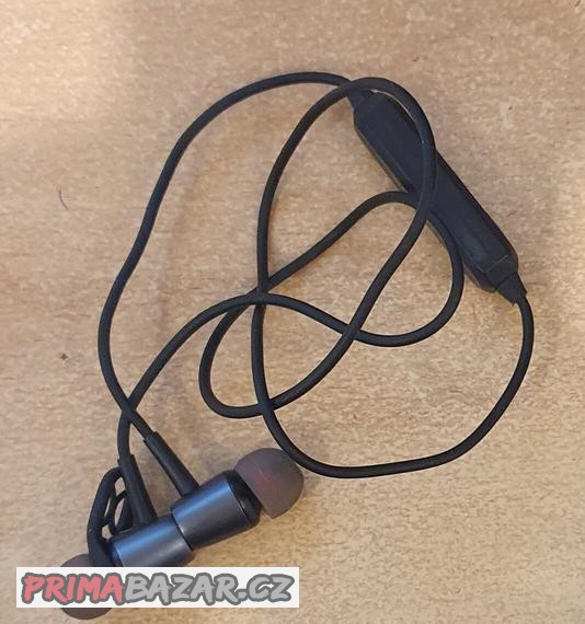 bluetooth-sluchatka