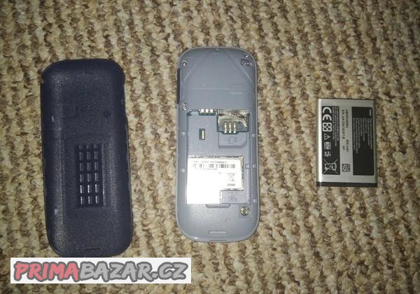 telefon-samsung-1200m