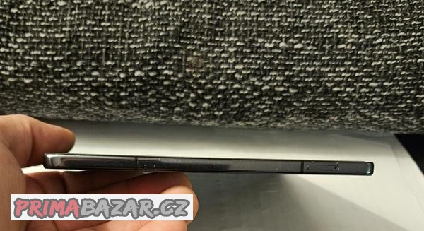 z-fold-5