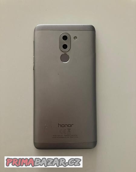 mobilno-telefon-honor