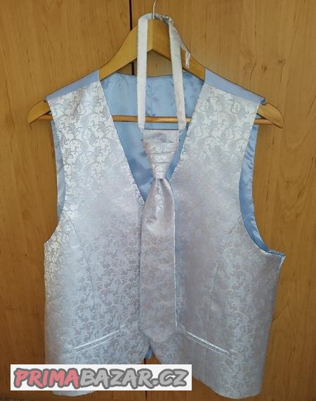 svatebni-vesta-regata-a-kapesnicek