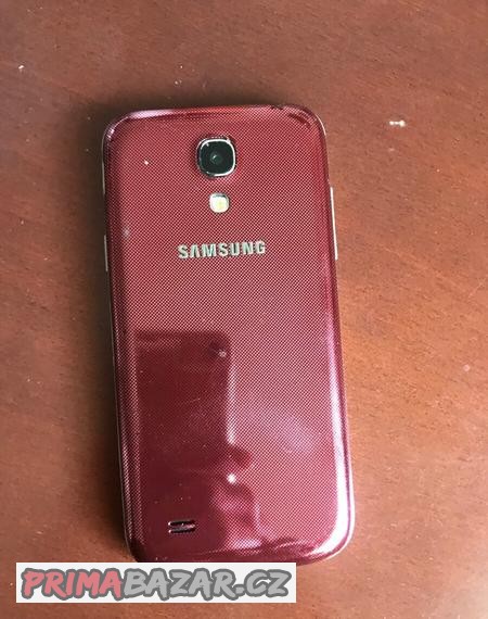 prodam-mobilni-telefon-samsung-s4mini