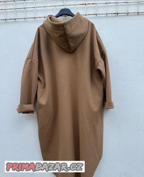 oversize-jarni-dlouhy-kabat-s-kapuci