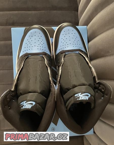 nike-air-jordan-1-high-university-blue
