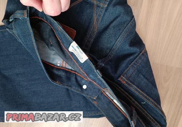 nove-dziny-wrangler-velikost-31