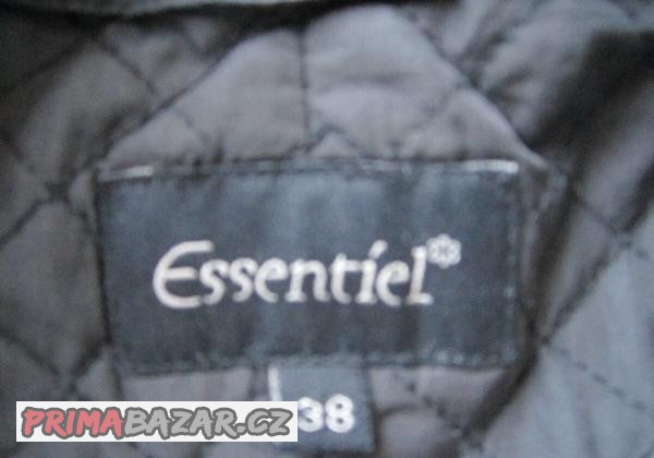 kabat-s-odepinaci-podsivkou-vel-m-l-perfektni-stav