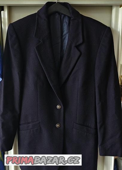 nenosene-tmave-modre-vlnene-sako