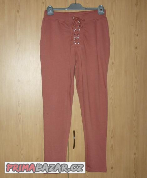 skoricove-volnocasove-kalhoty-missguided