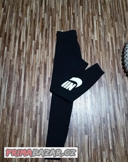 nove-leginy-nike-vel-s