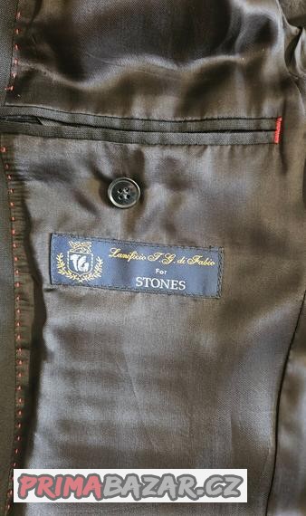 oblek-zn-stones-vel-48
