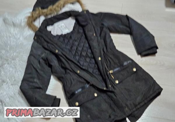 cerna-bunda-zimni-parka-vypasovana-vel-13-14-let