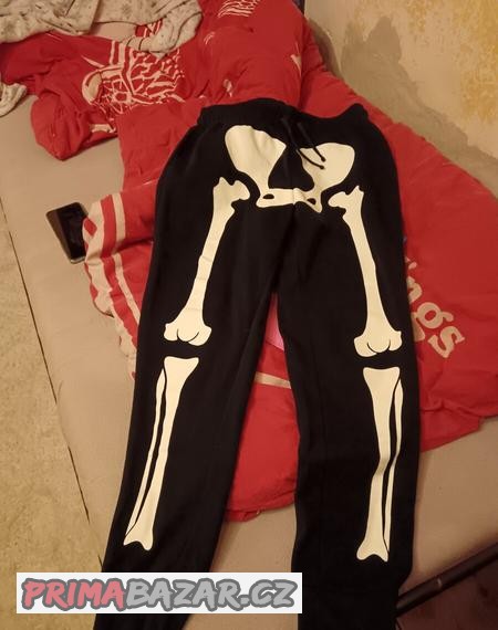 halloweenske-teplaky