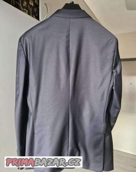 tmave-modre-sako-a-kalhoty