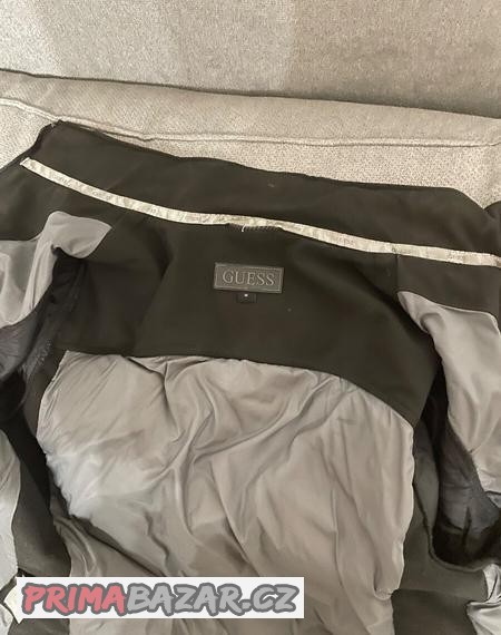 guess-bunda