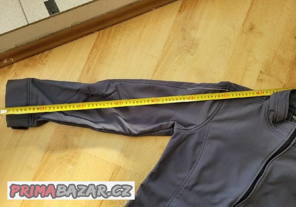 nosici-softshellova-bunda