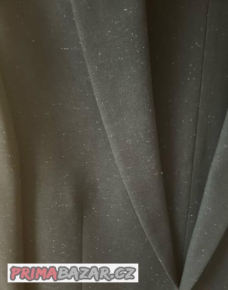 cerny-oblek-marks-spencer