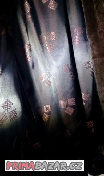 pravy-damsky-kozich-kara