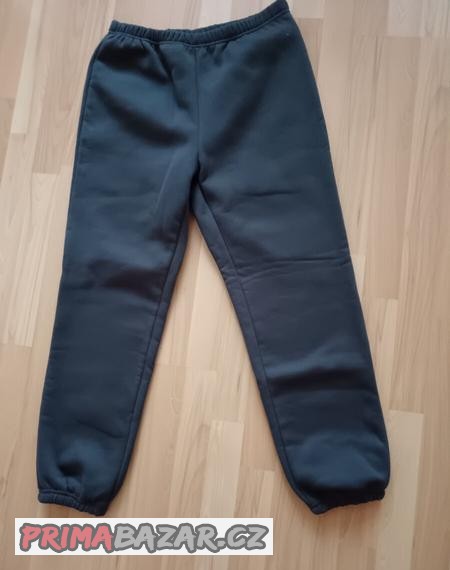 nove-teplaky-xl-vyteplene