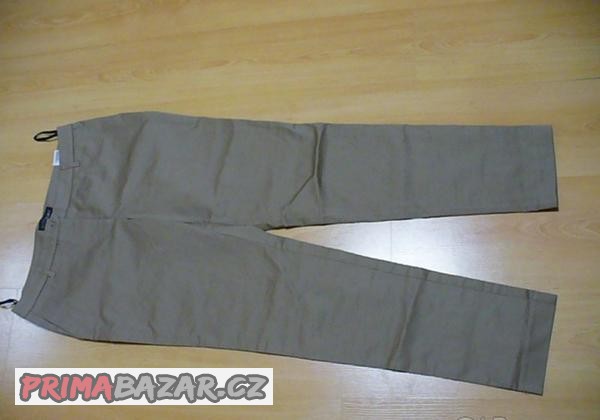 nove-elasticke-kalhoty-z-bonprixu-vel-40