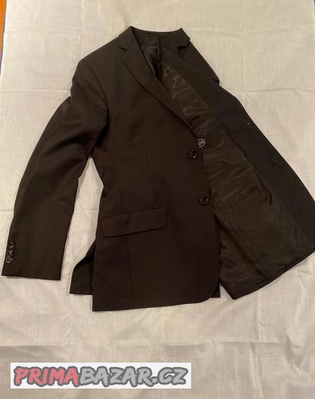 znackovy-pansky-oblek-blazek