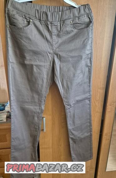 nove-kalhoty-vel-40