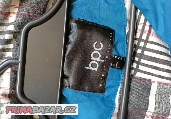 tehotenska-bunda-se-vsadkou