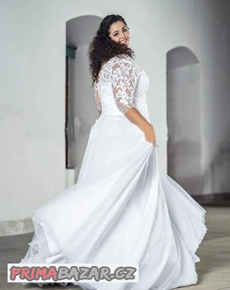 nove-svatebni-saty-meri