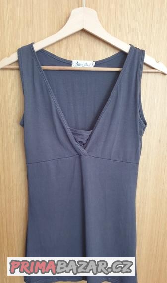 kojici-triko-bez-rukavu-chelsea-clark