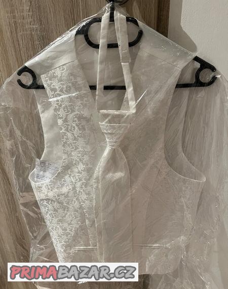 svatebni-vesta-s-regatou