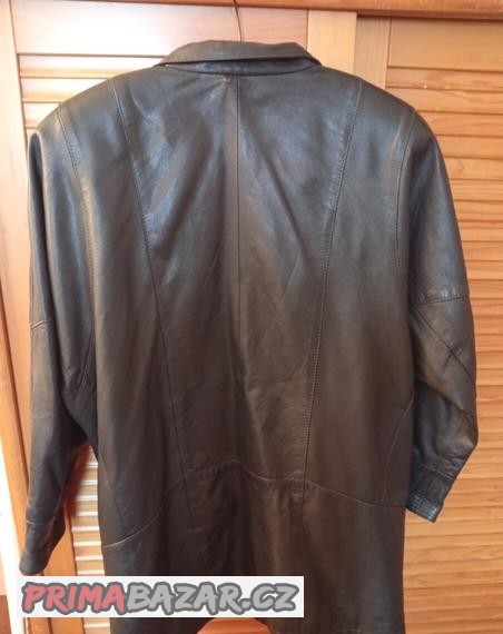 damskou-trictvrtecni-bundu-kabat