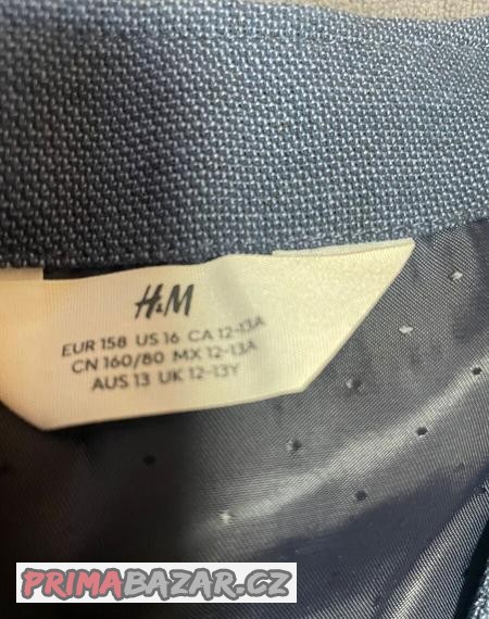 chlapecky-modry-oblek