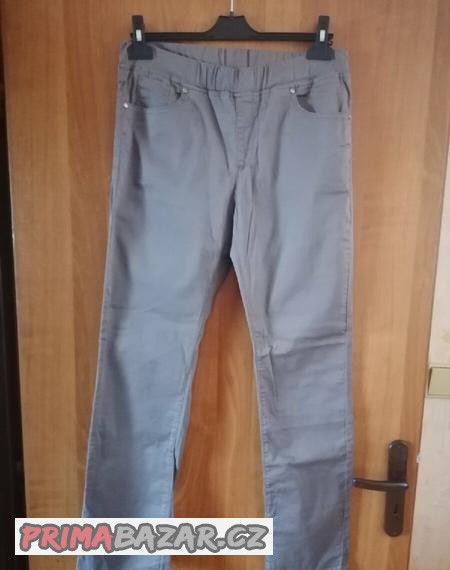 nove-damske-kalhoty-vel-40